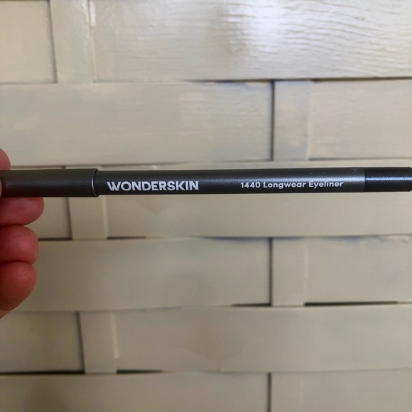 Wonderskin 1440 Longwear Eyeliner Oyster Blue - Picture 4 of 8